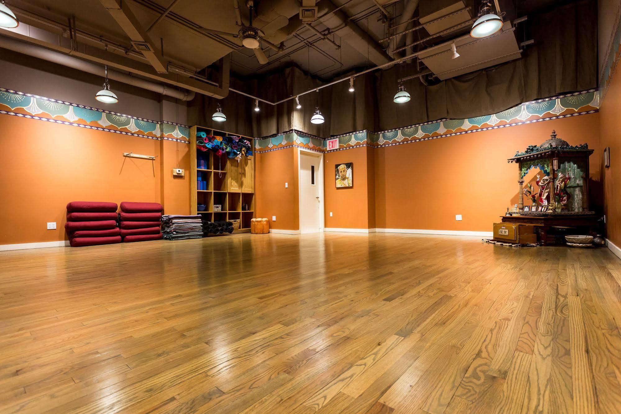 Отель Sanctuary Nyc Retreats Нью-Йорк Экстерьер фото
